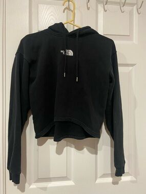 The North Face Black Cropped Hoodie Sweatshirt - Women's